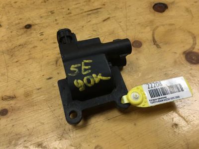 Лот: 18529987. Фото: 1. Катушка зажигания Toyota Raum... Электрооборудование