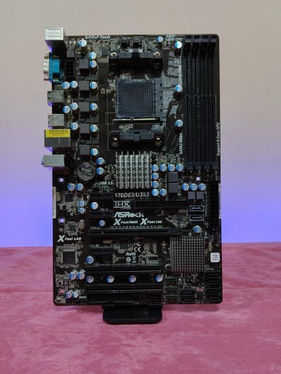 Лот: 24568459. Фото: 1. Мат. плата AsRock 970DE3/U3S3... Материнские платы