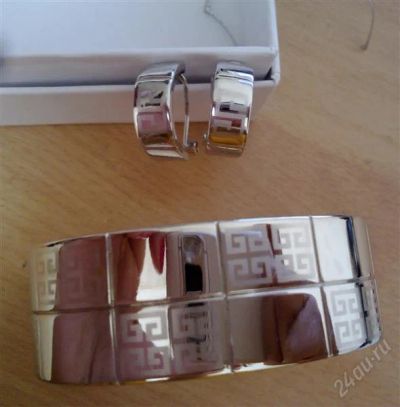 Лот: 1215587. Фото: 1. браслет и серьги.бижутерия!новые. Серьги, каффы