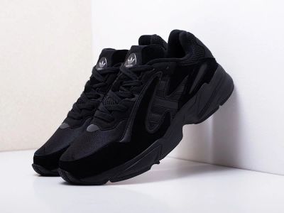 Лот: 17095706. Фото: 1. Кроссовки Adidas Originals Yung-96... Кеды, кроссовки, слипоны