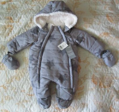 Лот: 6897465. Фото: 1. Комбинезон слитник/Little star... Костюмы, пиджаки, комбинезоны