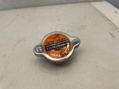 Лот: 24425316. Фото: 1. крышка радиатора Mitsubishi Lancer... Двигатель и элементы двигателя