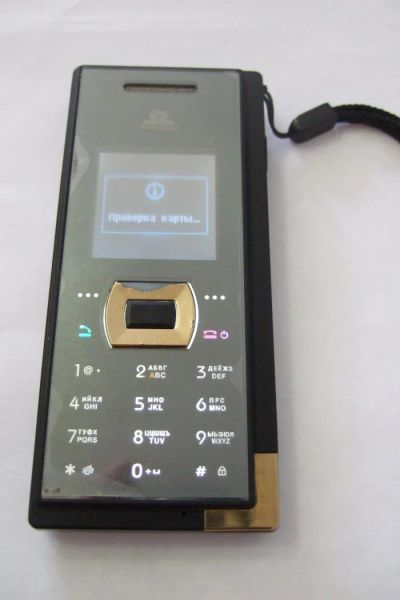 Лот: 5193807. Фото: 1. Ubiquam U-900. Телефоны CDMA