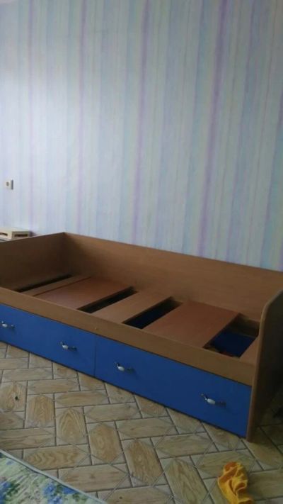 Лот: 9749831. Фото: 1. Детская кровать+матрас+полка. Детские кровати и кроватки
