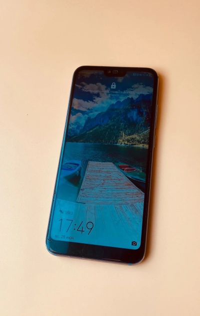 Лот: 16279575. Фото: 1. Honor 10. Смартфоны