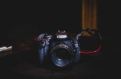 Лот: 8020475. Фото: 1. Canon 600D + 50 mm 1.8. Цифровые зеркальные