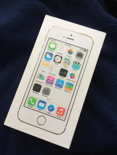 Лот: 10050435. Фото: 1. Iphone 5S 16GB. Смартфоны