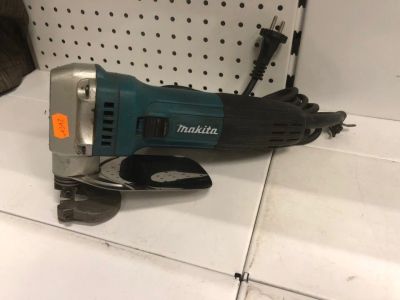 Лот: 14022385. Фото: 1. Листовые ножинцы по металлу Makita... Электроинструмент