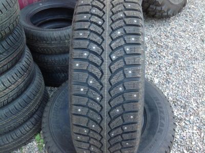 Лот: 4489677. Фото: 1. 235 65r17 Bridgestone Blizzak... Шины
