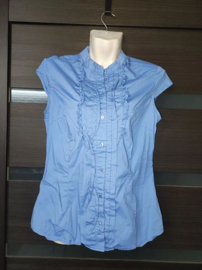 Лот: 20830290. Фото: 1. Блуза голубая Concept размер М. Блузы, рубашки