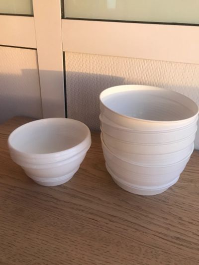 Лот: 23232291. Фото: 1. Горшки для фиалок с поддонами. Кашпо, горшки, вазоны для цветов