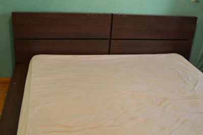 Лот: 4291413. Фото: 1. Кровать Шатура и матрас Консул... Кровати