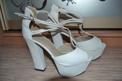 Лот: 3229418. Фото: 1. Босоножки, Casadei. Босоножки