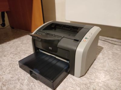 Лот: 18688930. Фото: 1. Hp laserjet 1015. Лазерные принтеры