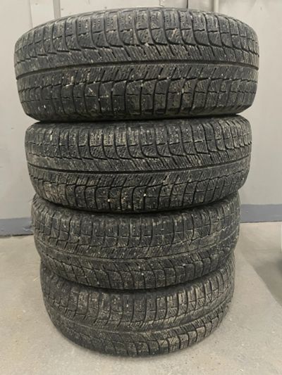 Лот: 25624568. Фото: 1. Шины б/у Michelin 195/65 R15 X-Ice. Шины