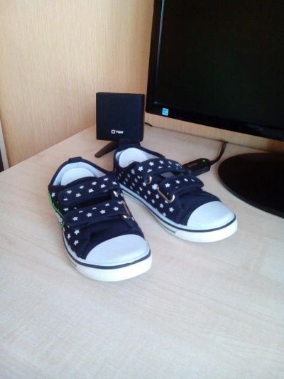 Лот: 6841123. Фото: 1. кеды. Кеды, кроссовки