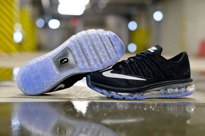 Лот: 10218328. Фото: 1. Nike Air Max Xn. Кеды, кроссовки, слипоны