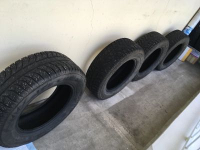 Лот: 12293453. Фото: 1. Шины зимние Bridgestone ICE Cruiser... Шины