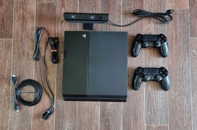 Лот: 25366828. Фото: 1. Playstation PS4. Игровые приставки, консоли
