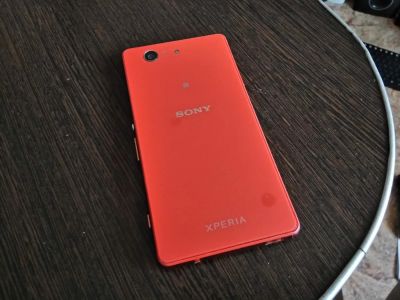 Лот: 10327416. Фото: 1. Sony Xperia z3 compact. Смартфоны