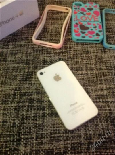 Лот: 2523381. Фото: 1. iPhone 4S 32 гиг white. Смартфоны