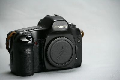 Лот: 3972389. Фото: 1. Canon 5D хорошее состояние. Цифровые зеркальные