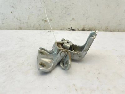Лот: 25377987. Фото: 1. кронштейн двери Hyundai Elantra... Кузов