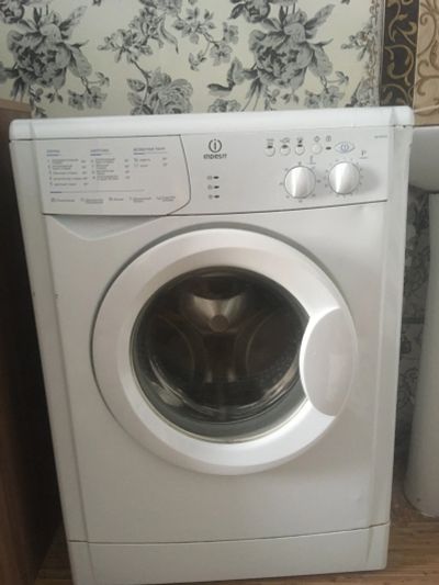 Лот: 15292828. Фото: 1. Стиральная машинка Indesit. Стиральные машины