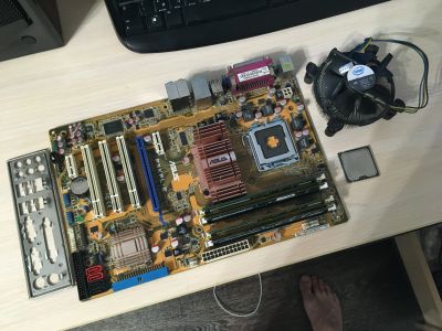 Лот: 17130386. Фото: 1. Сборка Asus P5KPL-E, Q9400, 4gb... Материнские платы