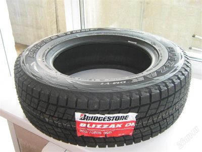 Лот: 2095862. Фото: 1. Резина зимняя BRIDGESTONE на 15... Шины