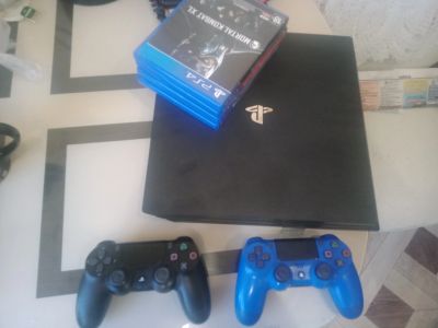Лот: 17705096. Фото: 1. Ps4 pro. Аксессуары для игровых приставок, консолей, геймпады