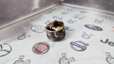 Лот: 23589380. Фото: 1. Поршень Volkswagen Sharan AYL... Двигатель и элементы двигателя