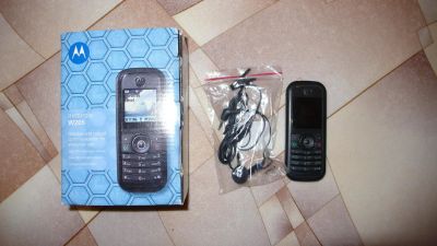 Лот: 9469864. Фото: 1. Motorola W205. Кнопочные мобильные телефоны