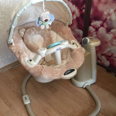 Лот: 13373671. Фото: 1. Детский укачивающий центр. Комплекты детской мебели