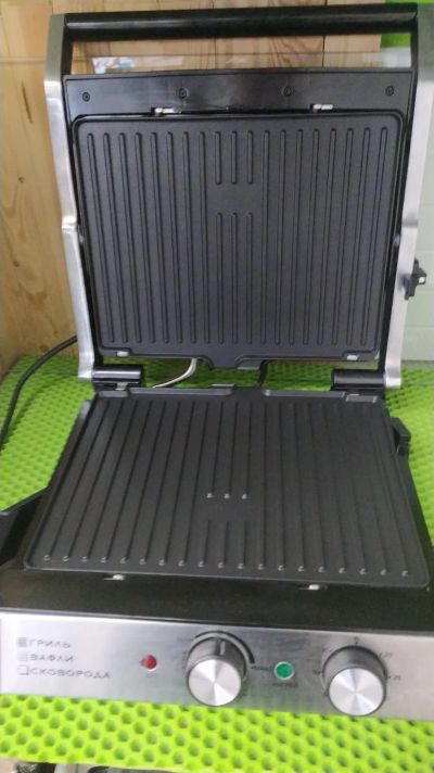 Лот: 23326815. Фото: 1. Электрогриль GFgril GF-180 (Г2452... Кухонная