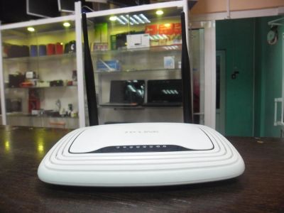 Лот: 10491553. Фото: 1. Маршрутизатор TP-Link TL-WR841N. Маршрутизаторы (роутеры)