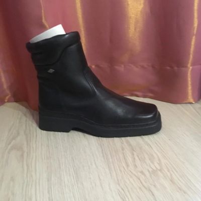 Лот: 9903318. Фото: 1. Ботинки Ионесси зимние новые размер... Ботинки, полуботинки