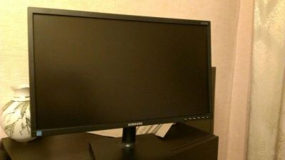 Лот: 6919316. Фото: 1. Samsung S22C200. ЖК-мониторы