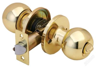 Лот: 1795565. Фото: 1. ручка в Межкомнатную дверь с ключем. Фурнитура, комплектующие