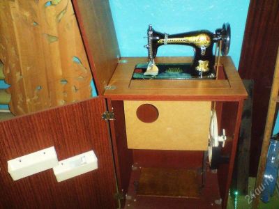 Лот: 144645. Фото: 1. Продам швейную машинку - новая... Другое (бытовая техника)