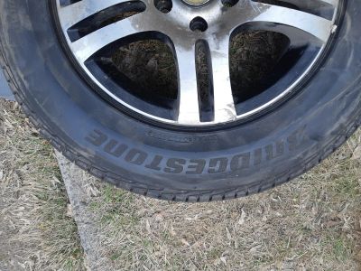 Лот: 17584201. Фото: 1. Шины Dueler H/P D680 215/70 r16... Шины