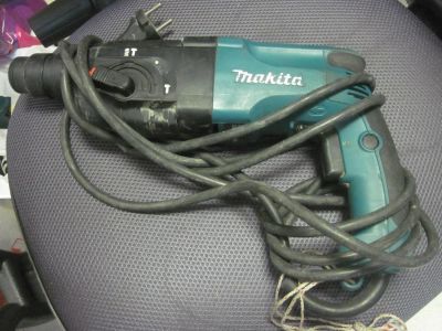 Лот: 7682486. Фото: 1. Перфоратор. Makita HR2450. Электроинструмент