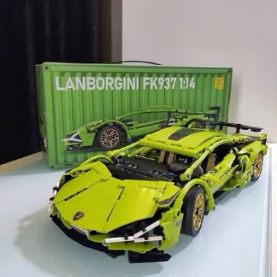 Лот: 25801484. Фото: 1. Lego Lamborghini зеленая. Конструкторы