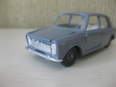 Лот: 9013719. Фото: 1. Ремейк СССР Innocenti Morris. Автомоделизм