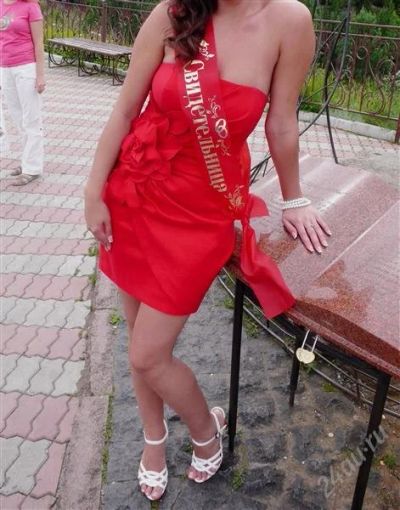 Лот: 1265213. Фото: 1. Шикарное красное платье. Платья