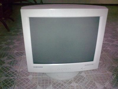 Лот: 851291. Фото: 1. Samsung SyncMaster 753S. ЭЛТ-мониторы