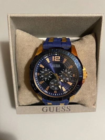 Лот: 17403124. Фото: 1. Часы мужские GUESS. Оригинальные наручные часы
