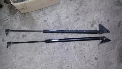 Лот: 5049351. Фото: 1. subaru traviq xm220 амортизаторы... Ходовая, подвеска, рулевое управление