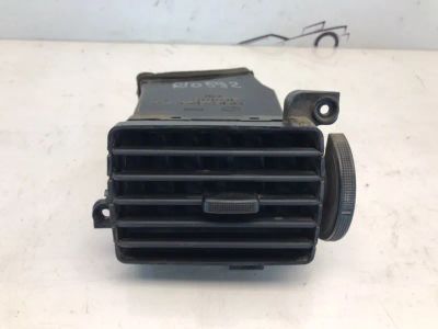 Лот: 21703934. Фото: 1. дефлектор отопителя Kia Rio DC. Кузов