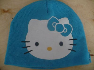 Лот: 5160816. Фото: 1. Шапка Hello Kitty. Головные уборы